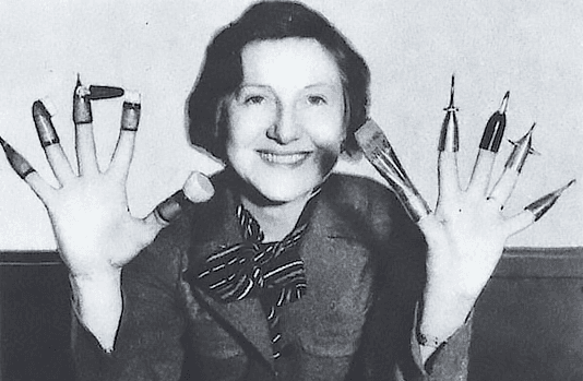 lillian-fingertips-1